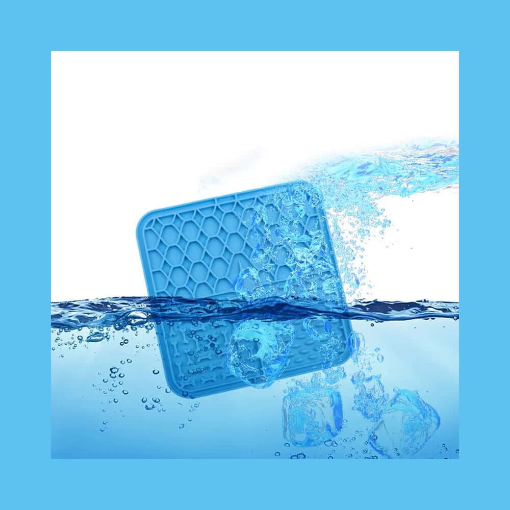 dog bath time distraction mat -Pet Lick Mat Distraction with ice cubes and water splash