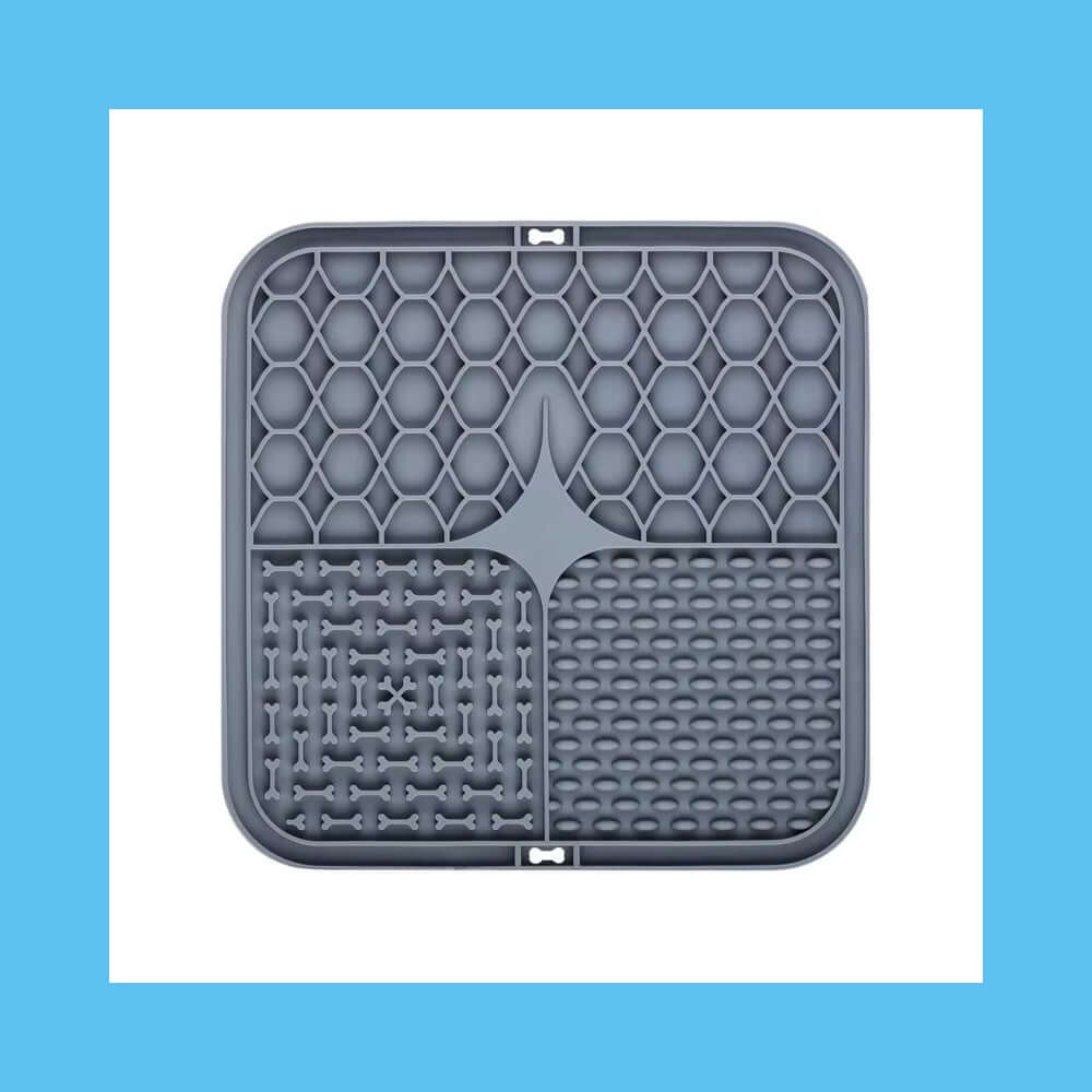 dog bath time distraction mat -Pet Lick Mat Distraction with strong suction and textured surface, ideal for calming dogs during baths.